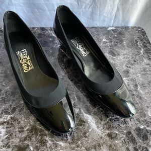SALVATORE FERRAGAMO BLACK WEDGES SIZE 9 1/2